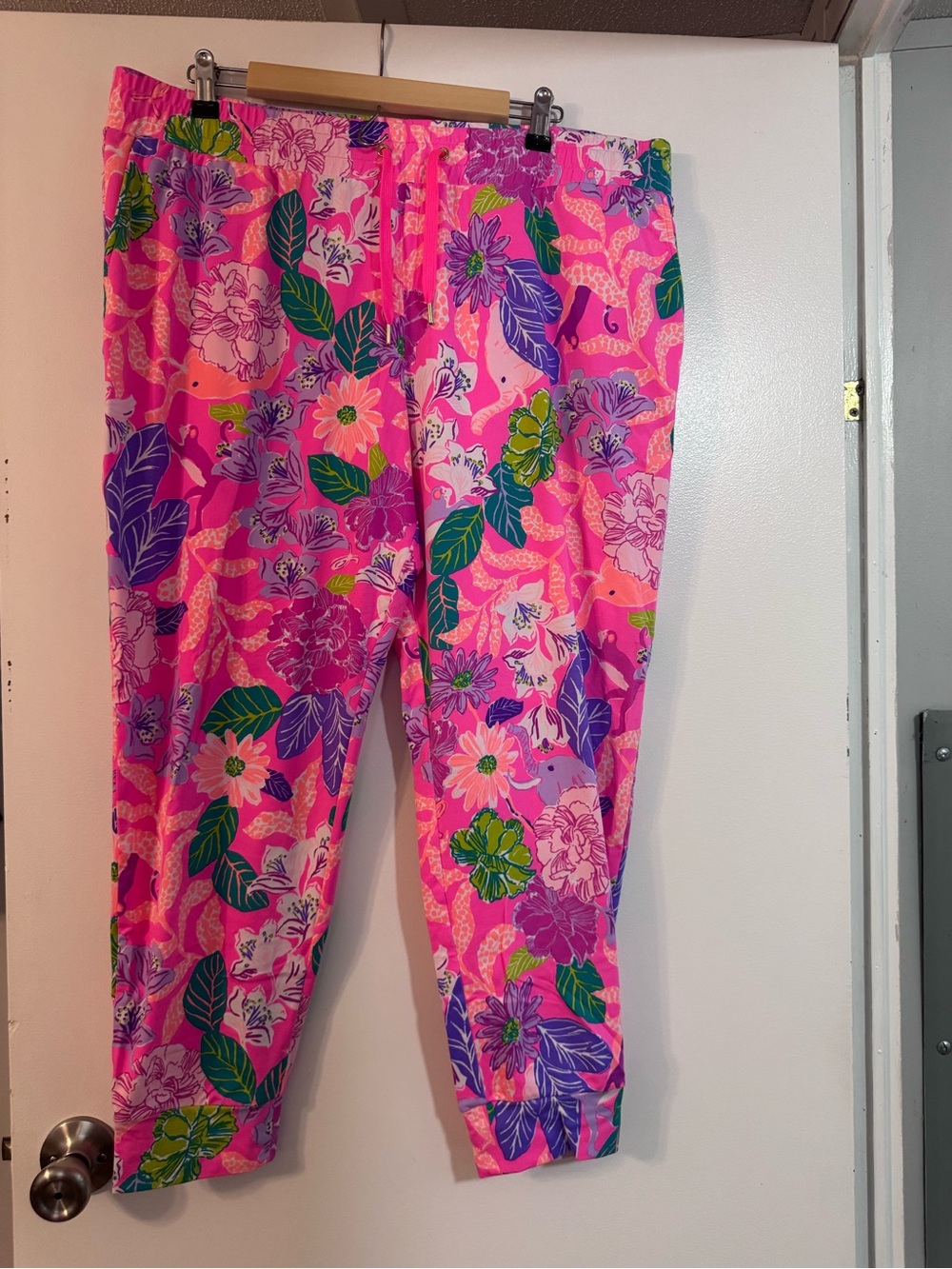Lilly Pulitzer Pink Floral Leggings with Green & Purple Accents